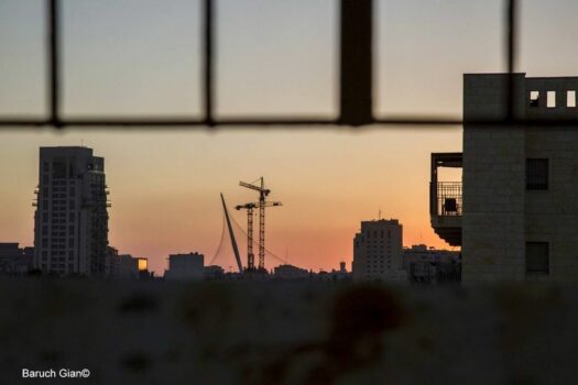 צילום לעת ערב: סדרת סיורי צילום בעיר