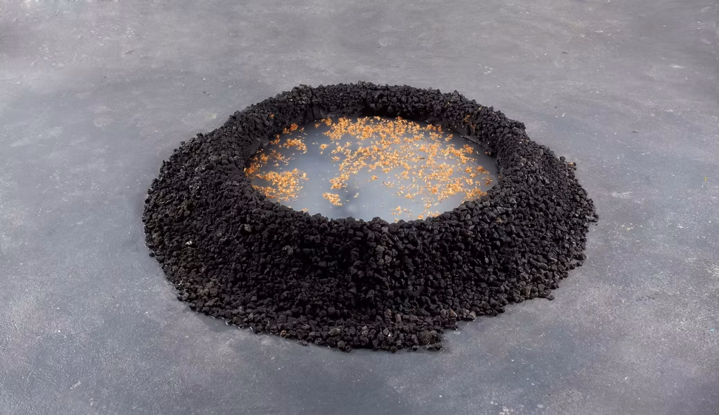 עד שיום אחד